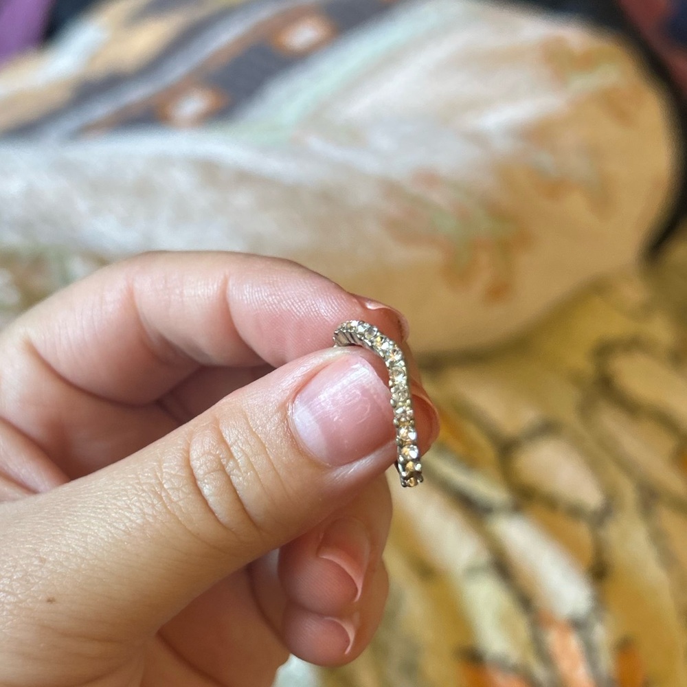 Elegant Jeweled Ring